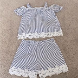 Little girls size 6 seersucker set